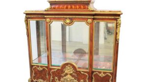 Maison Grimard Vitrine Tops Clarke